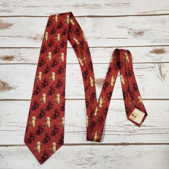Vintage Tommy Bahama 100% silk tropical pineapple print tie - Picture 2 of 9